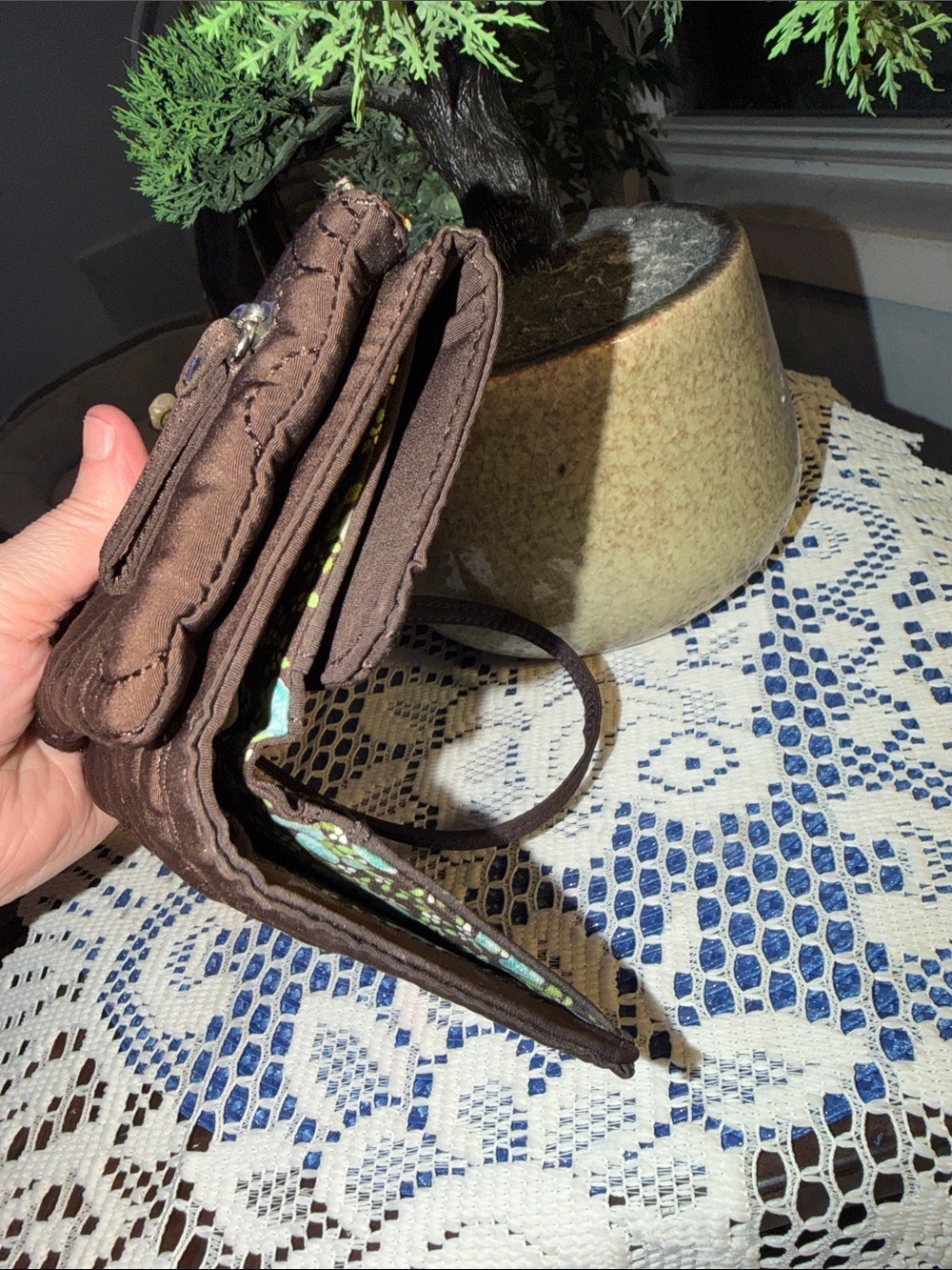 Vera Bradley Brown Quilted Floral Crossbody Wallet - Picture 7 of 12